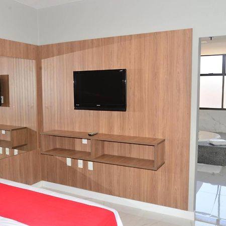 Del'Fiori Hotel Ubá Екстериор снимка